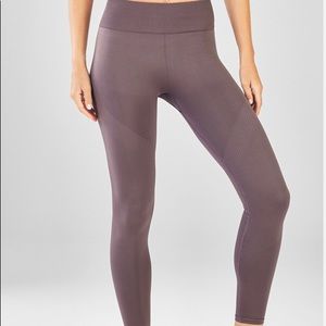 Fabletics Mid-Rise Seamless Rib 7/8 Pant